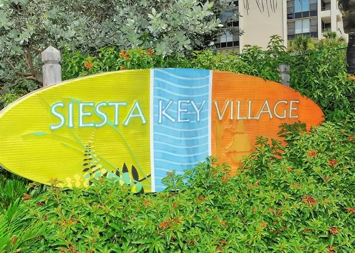 Siesta Key Village-Suite #3: A Block To The Beach!