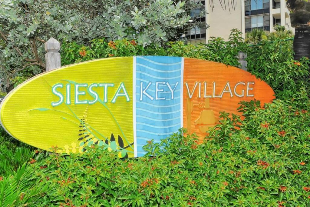 Siesta Key Village-suite #3: A Block To The Beach! Appartement