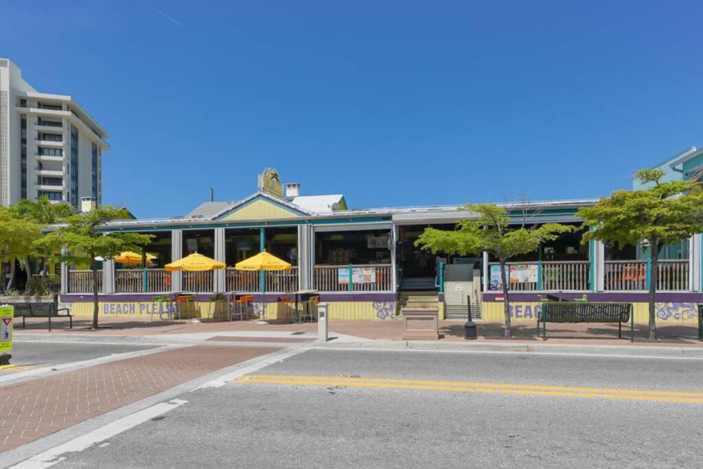 Siesta Key Village-suite #3: A Block To The Beach! Appartement Sarasota