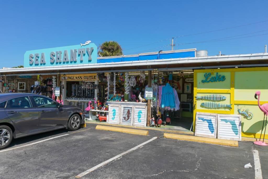 Siesta Key Village-suite #3: A Block To The Beach! Appartement Sarasota